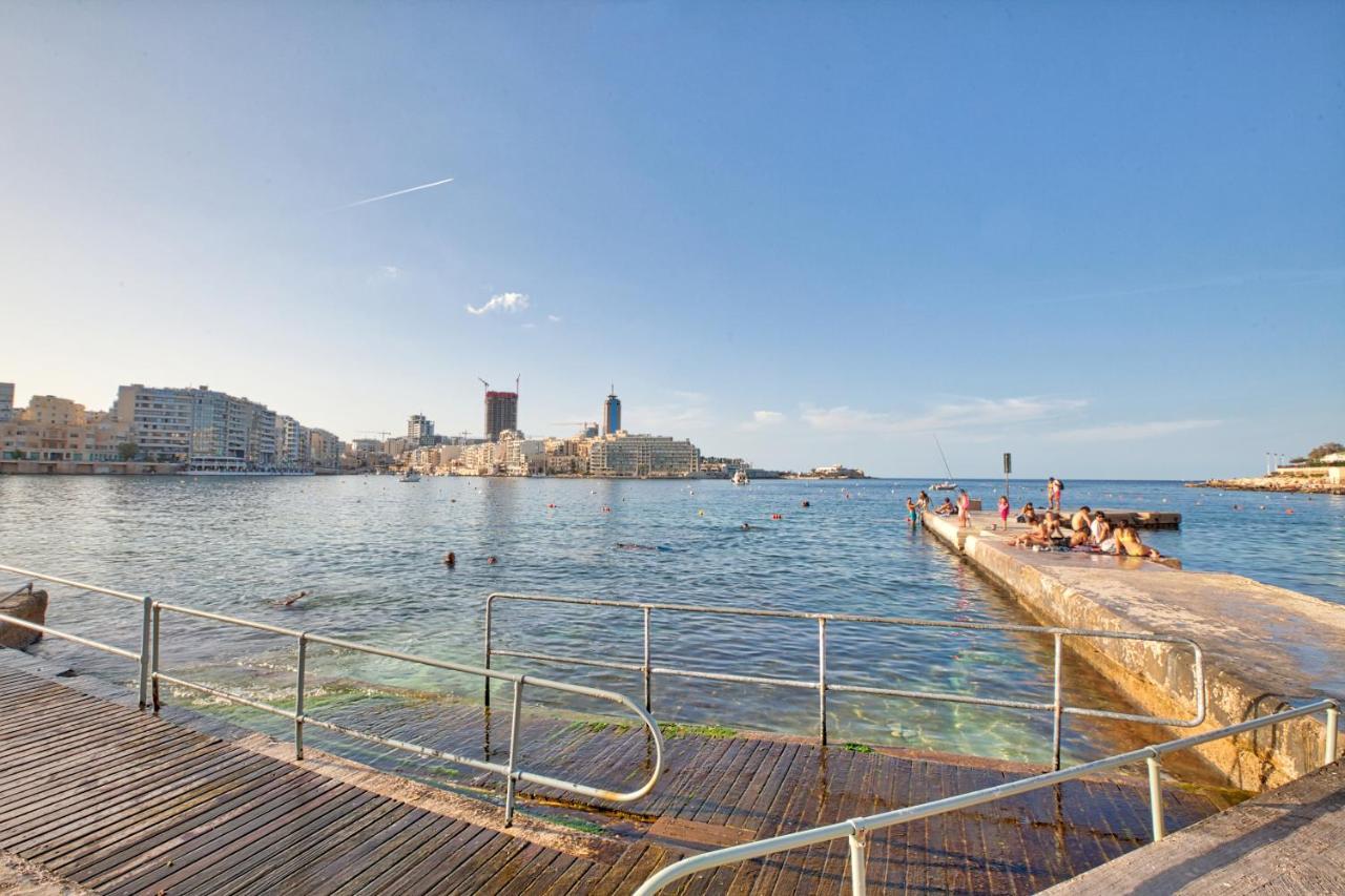 Vic- Seafront Apartment Sliema Exteriör bild