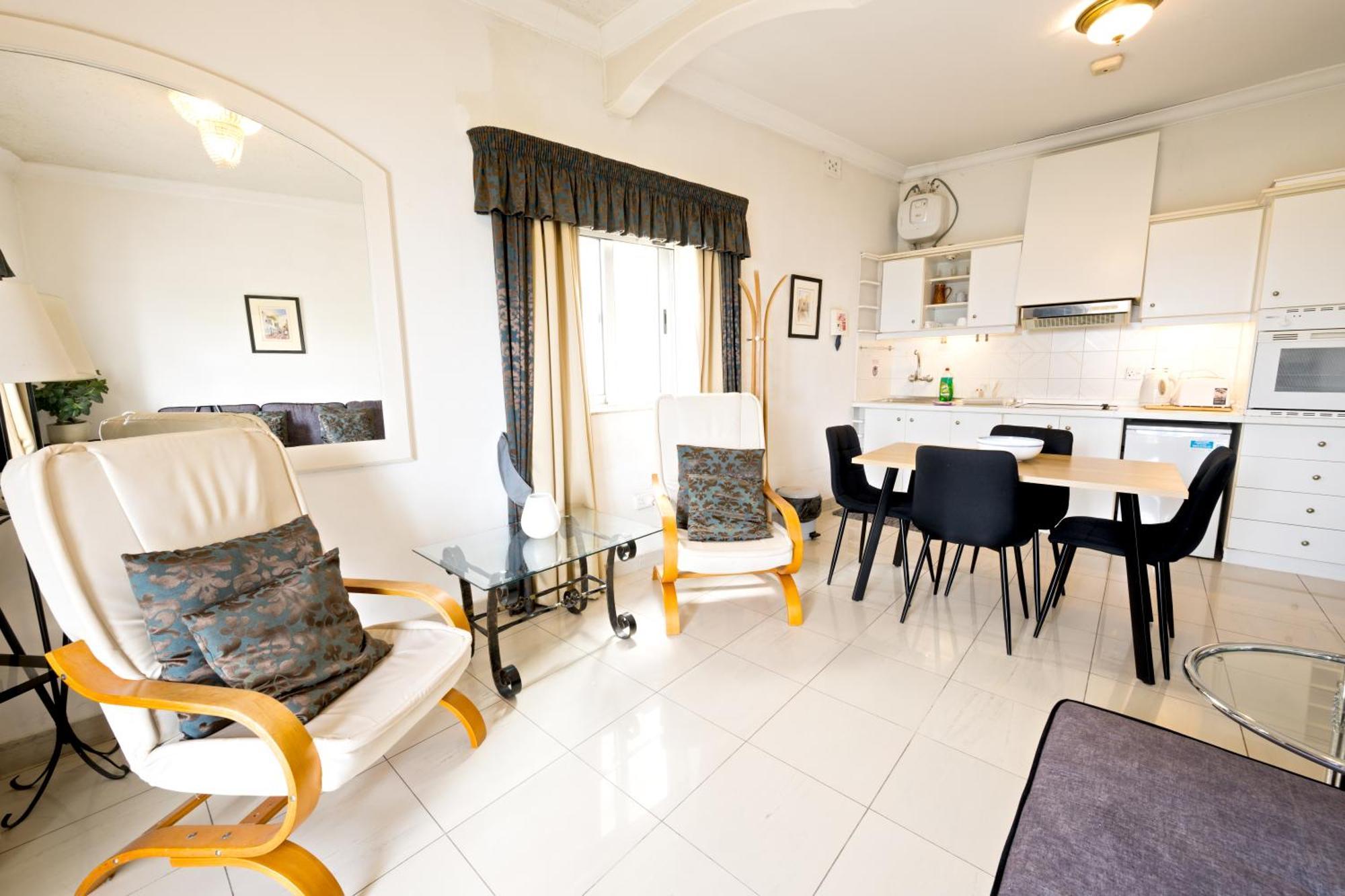 Vic- Seafront Apartment Sliema Exteriör bild